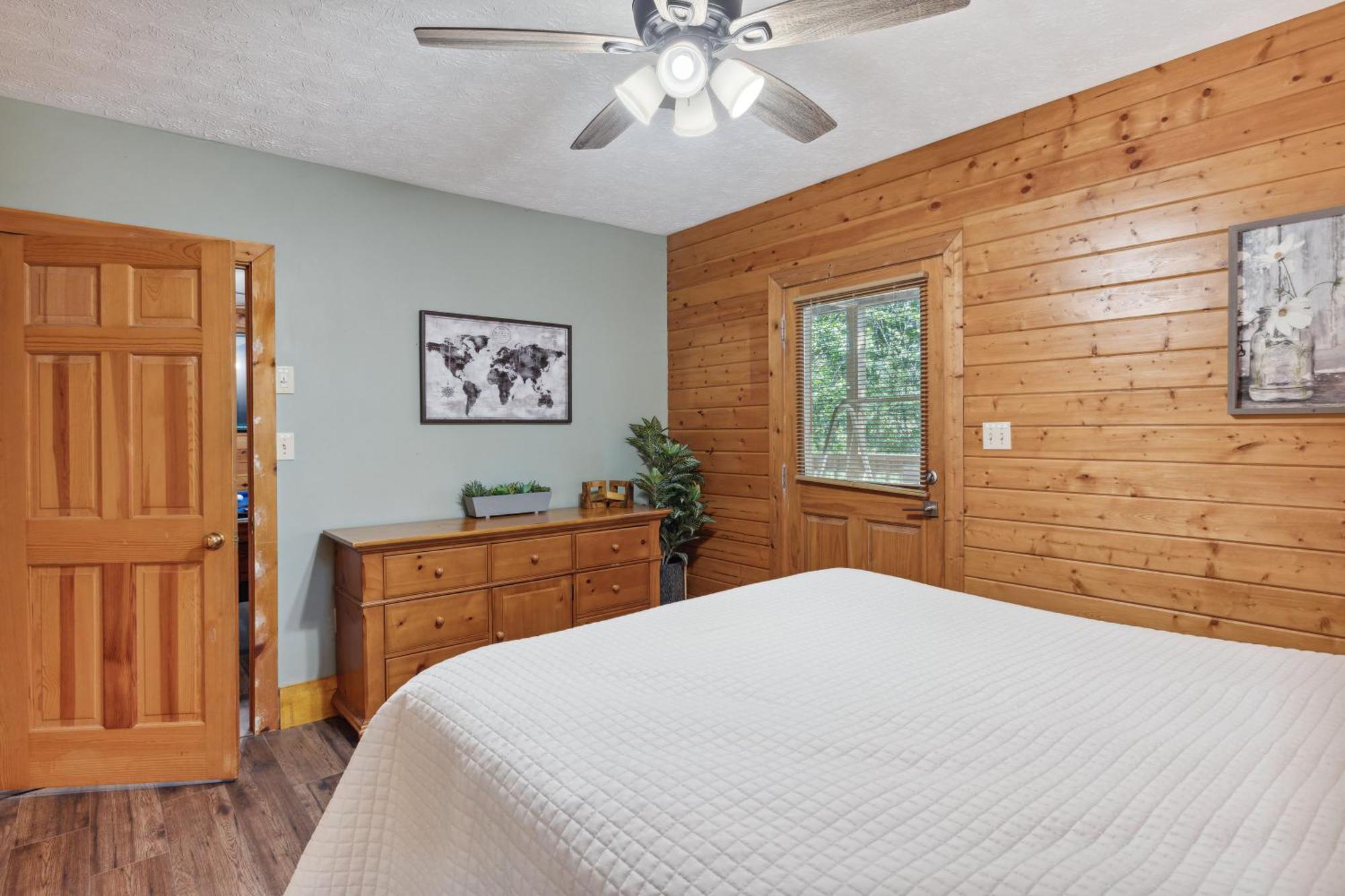 1 Min To The Parkway Spacious Cabin W 3 Suites And Extra Bedroom! Пиджен Фордж Екстериор снимка