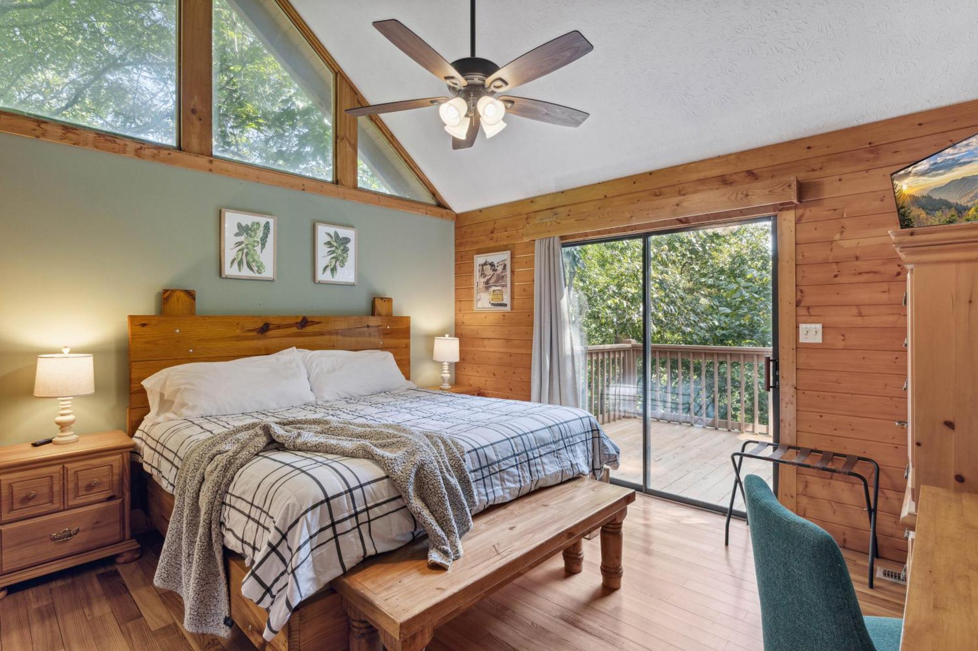 1 Min To The Parkway Spacious Cabin W 3 Suites And Extra Bedroom! Пиджен Фордж Екстериор снимка