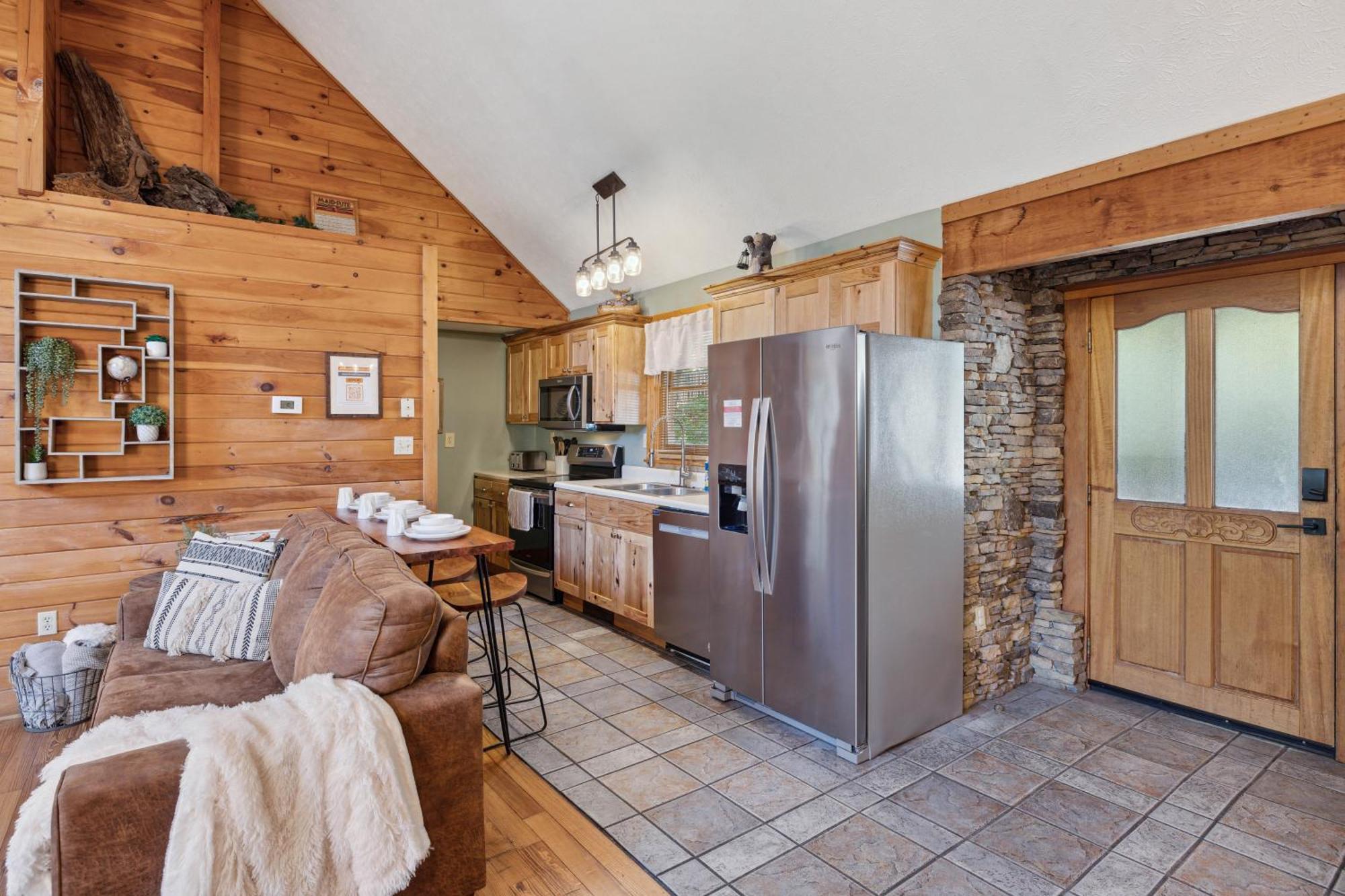 1 Min To The Parkway Spacious Cabin W 3 Suites And Extra Bedroom! Пиджен Фордж Екстериор снимка