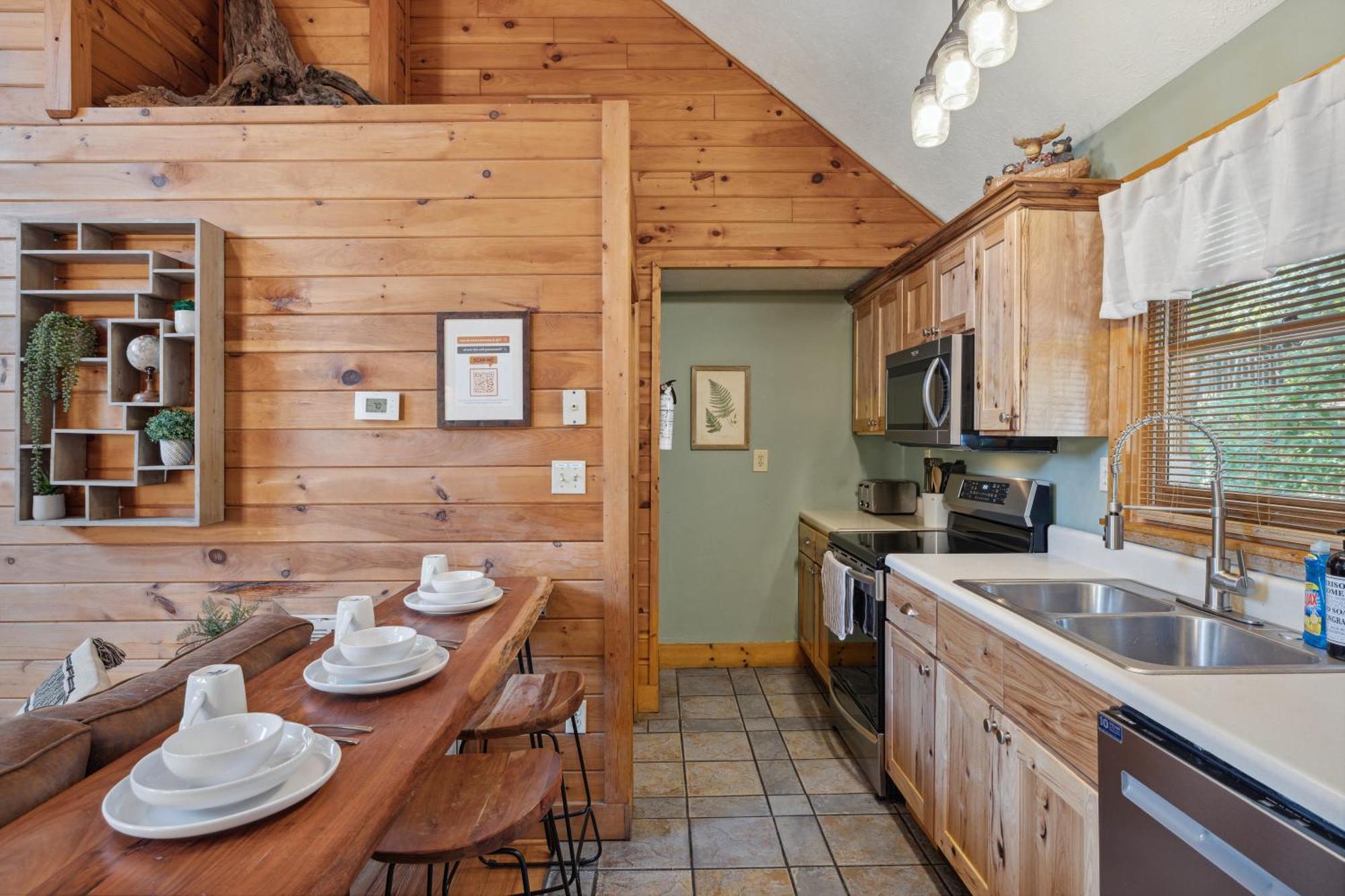 1 Min To The Parkway Spacious Cabin W 3 Suites And Extra Bedroom! Пиджен Фордж Екстериор снимка